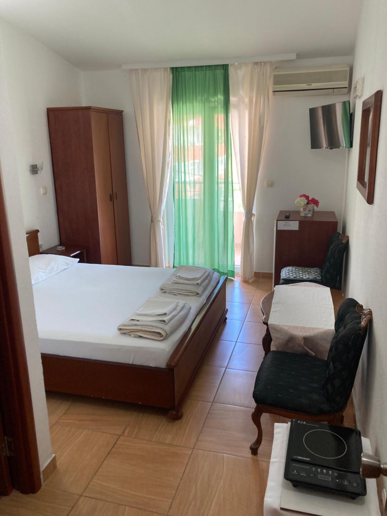Guest house Andrea 3*